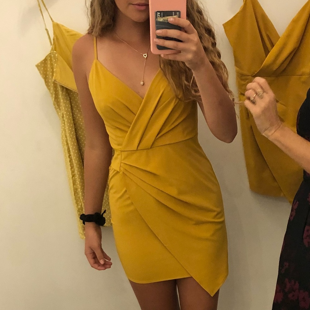 Etiquette Asymmetrical Yellow Dress